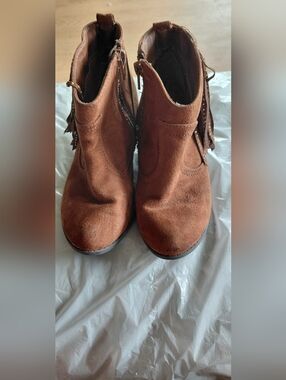 Suede Fringe Ankle Boots in Brown Size 2